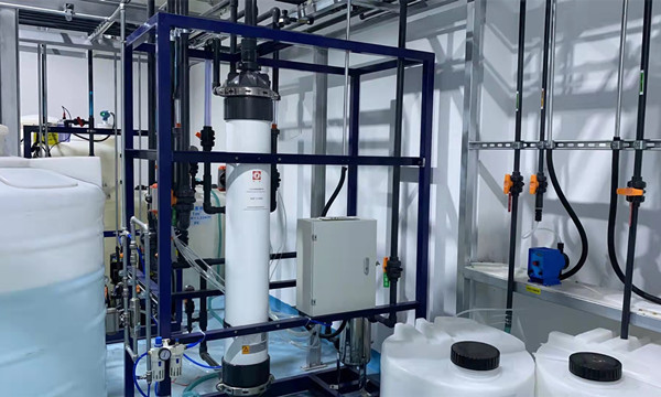 超濾膜設(shè)備.jpg
