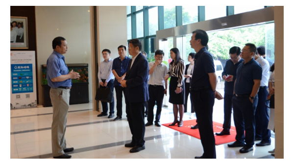 國務(wù)院副秘書長李寶榮赴蘇凈集團調(diào)研