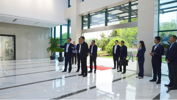 蘇州市副市長沈覓視察蘇凈集團(tuán)